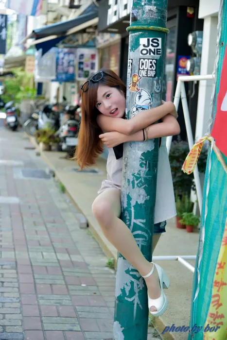 [Mzsock] NO.061 Fang Weizhen denim shorts stockings high heels beautiful legs outdoor shot street photography#[73P]-66