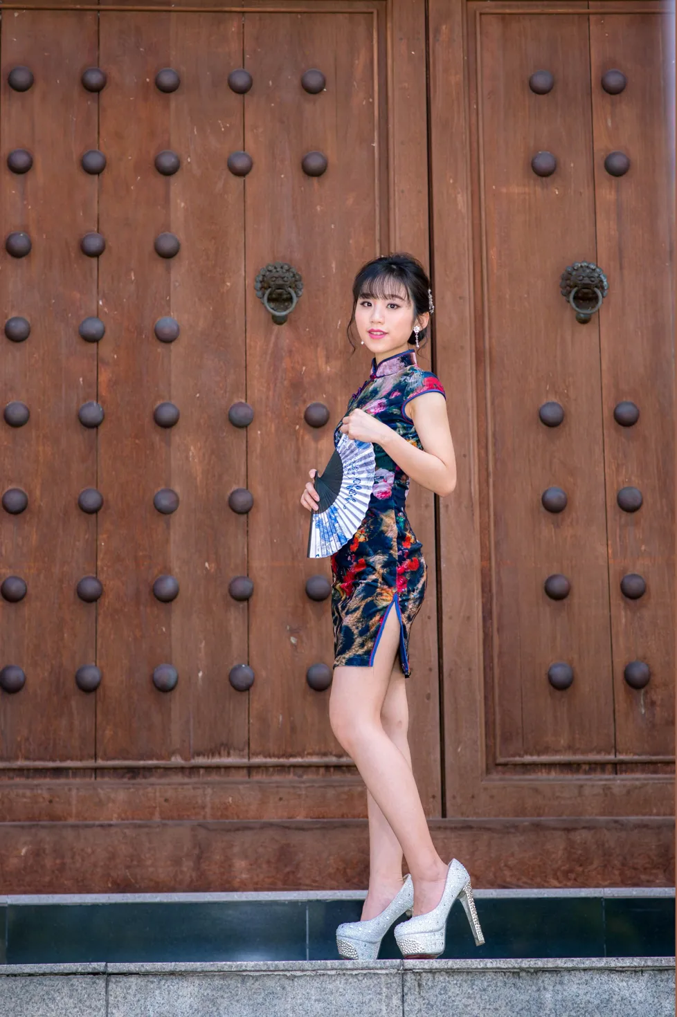 [Mzsock] NO.194 Yu Chen short cheongsam high heels beautiful legs street photography#[105P]-1